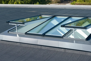 Couvreur pour la pose de velux 38